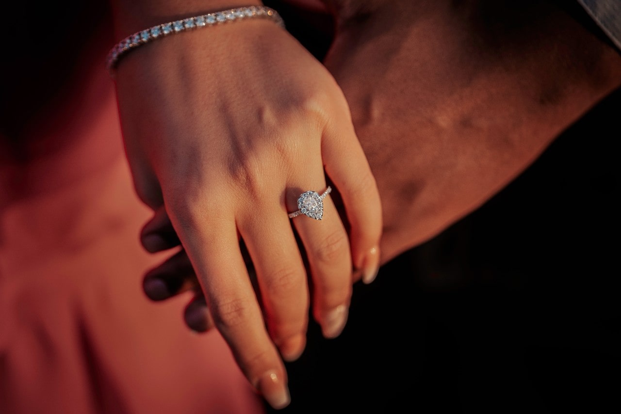 FIND A PREMIUM SELECTION OF ENGAGEMENT RINGS AT FRANK ADAMS JEWELERS